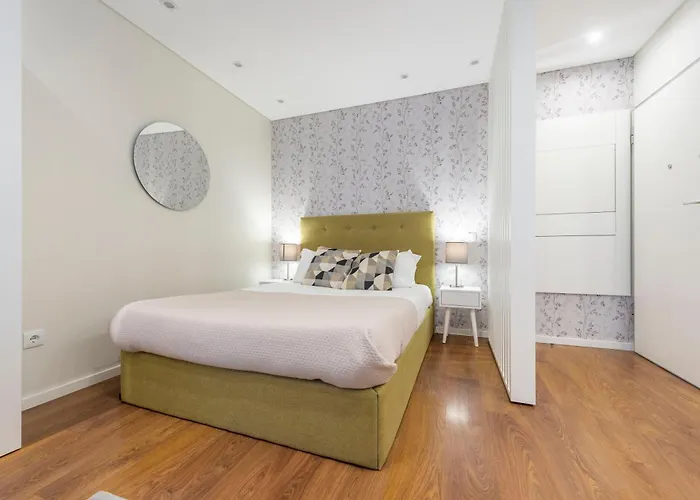 Terro Collection - Eca De Queiros Διαμέρισμα *