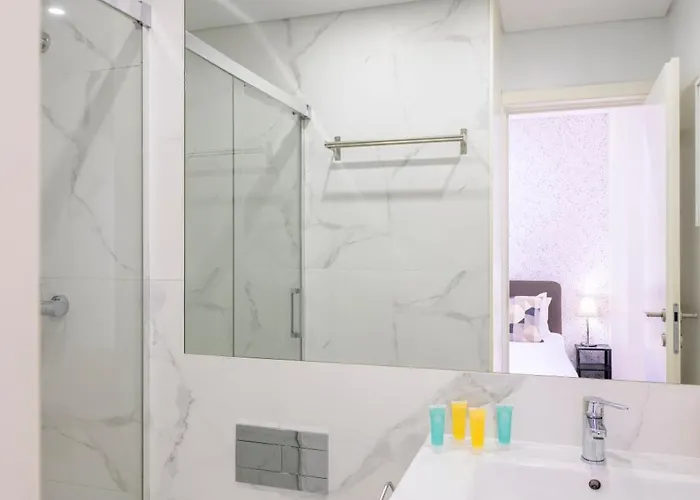 Terro Collection - Eca De Queiros Διαμέρισμα